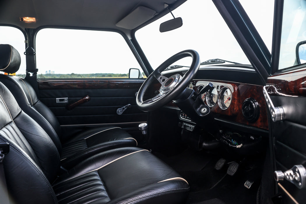1995 CLASSIC ROVER MINI COOPER Si by JOHN COOPER GARAGES
