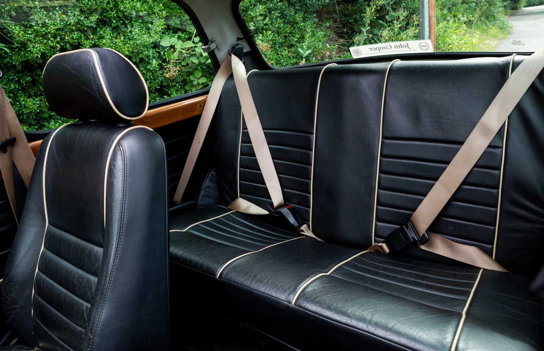 1998 CLASSIC ROVER MINI COOPER Si by JOHN COOPER GARAGES