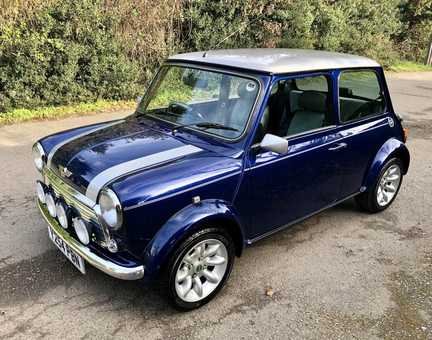 classic Mini Cooper Sport