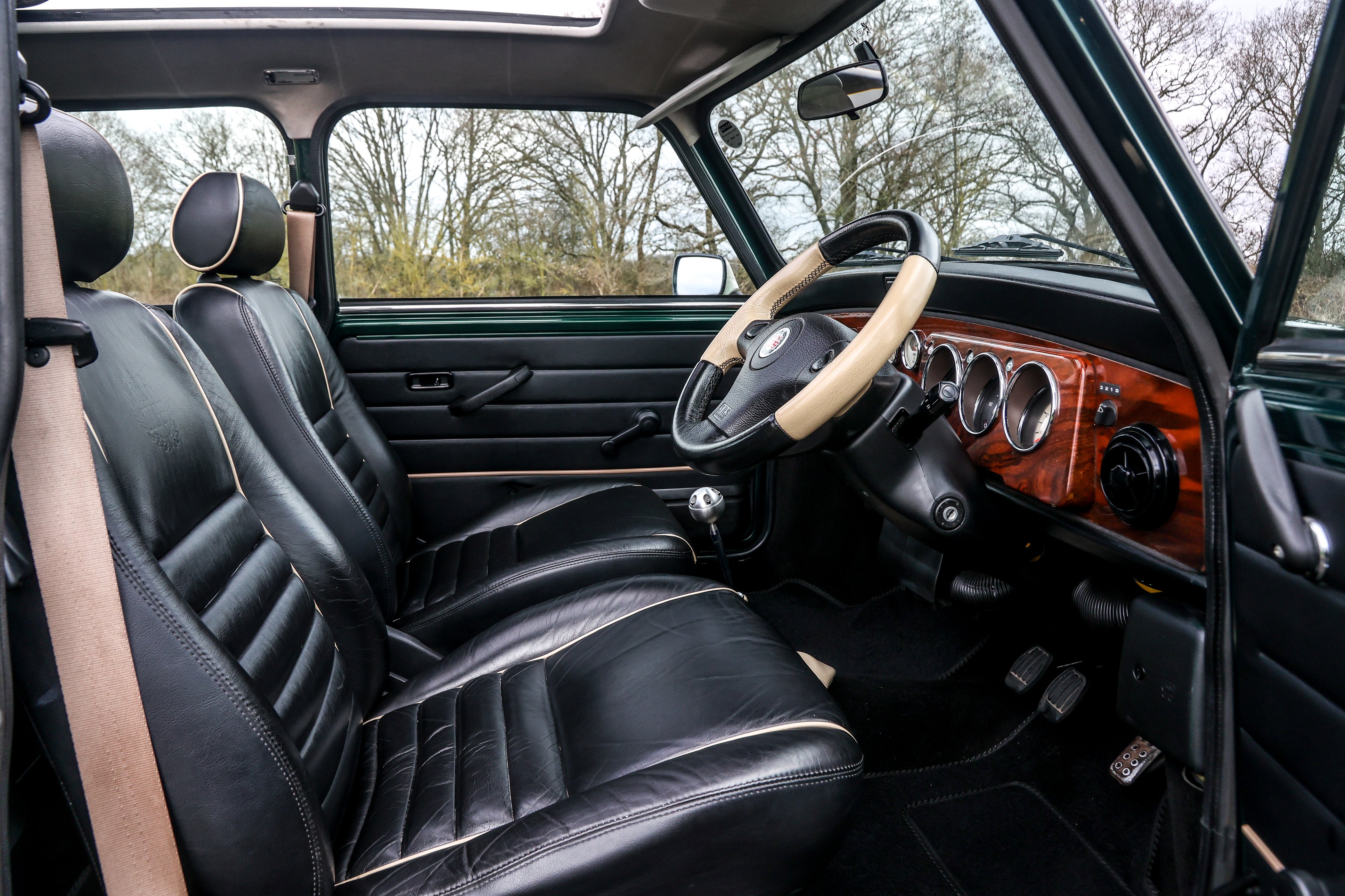 1999 CLASSIC ROVER MINI COOPER SPORTSPACK — Phil Mires Classic Cars