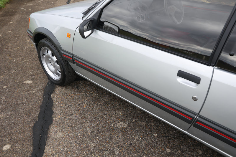 1989 PEUGEOT 205 GTI 1.9