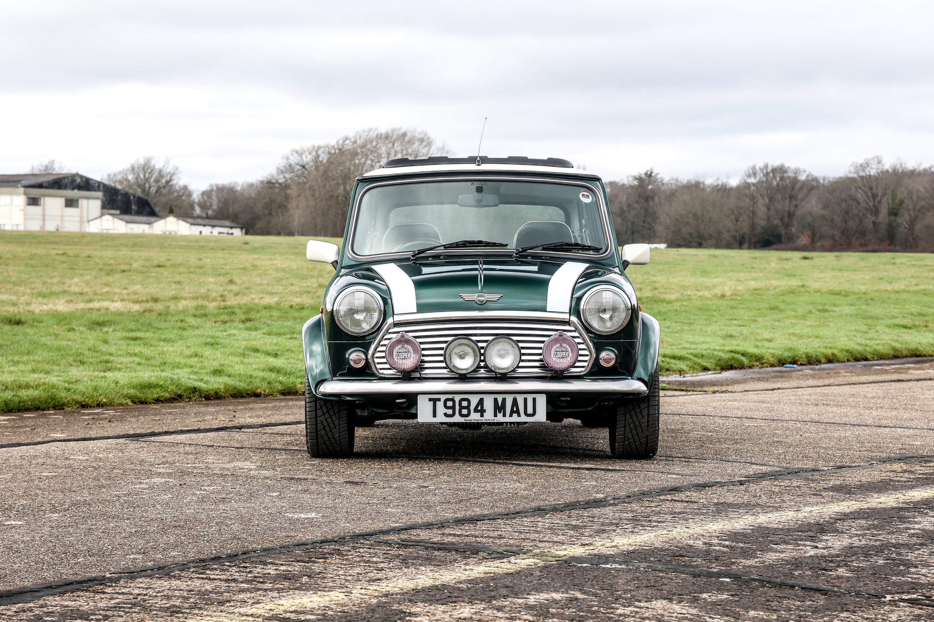 1999 CLASSIC ROVER MINI COOPER SPORTSPACK RACING GREEN - Phil Mires