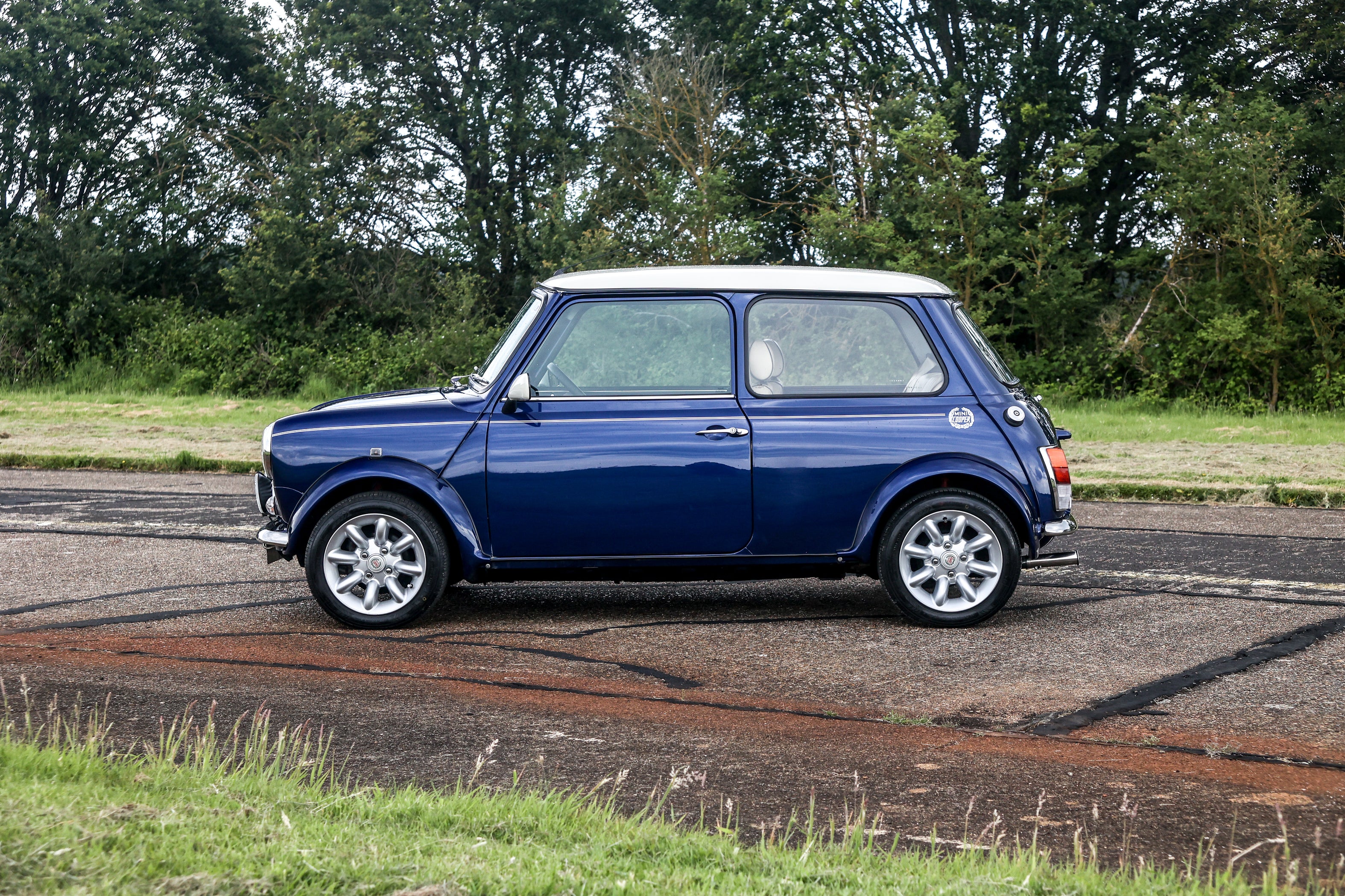 1999 CLASSIC ROVER MINI COOPER SPORTSPACK SPORT TAHITI BLUE — Phil ...