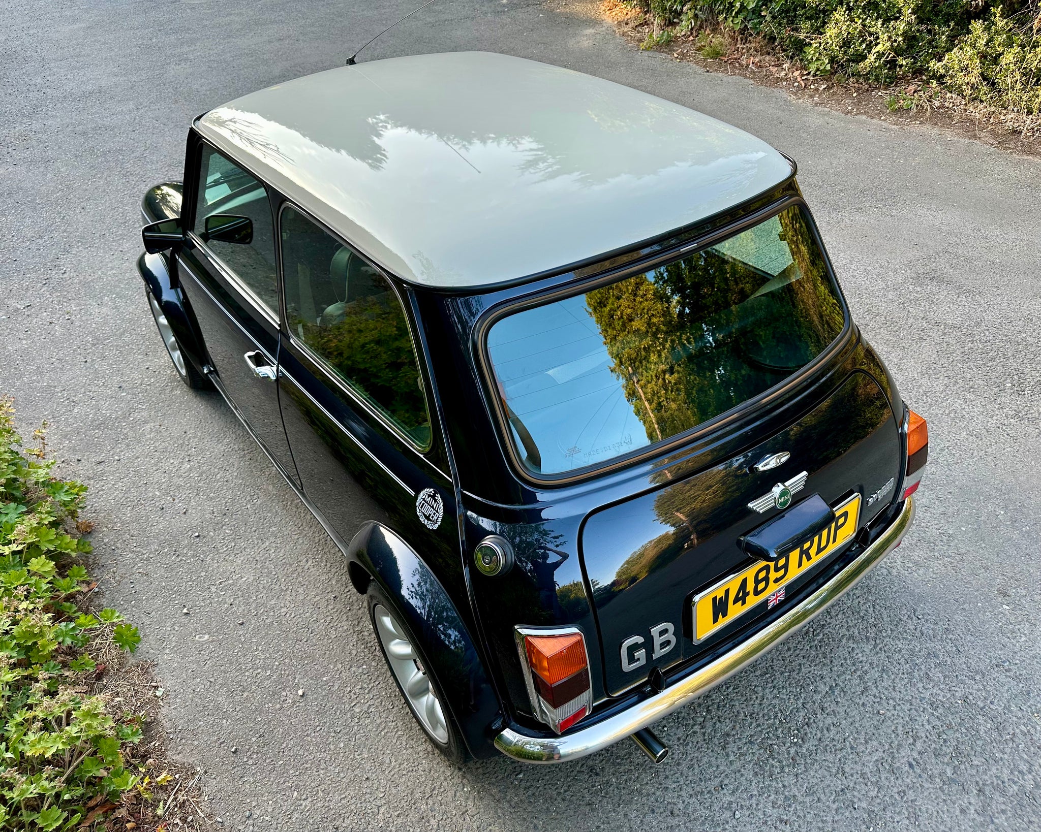 Should you consider buying an old Mini? — Phil Mires Classic Cars